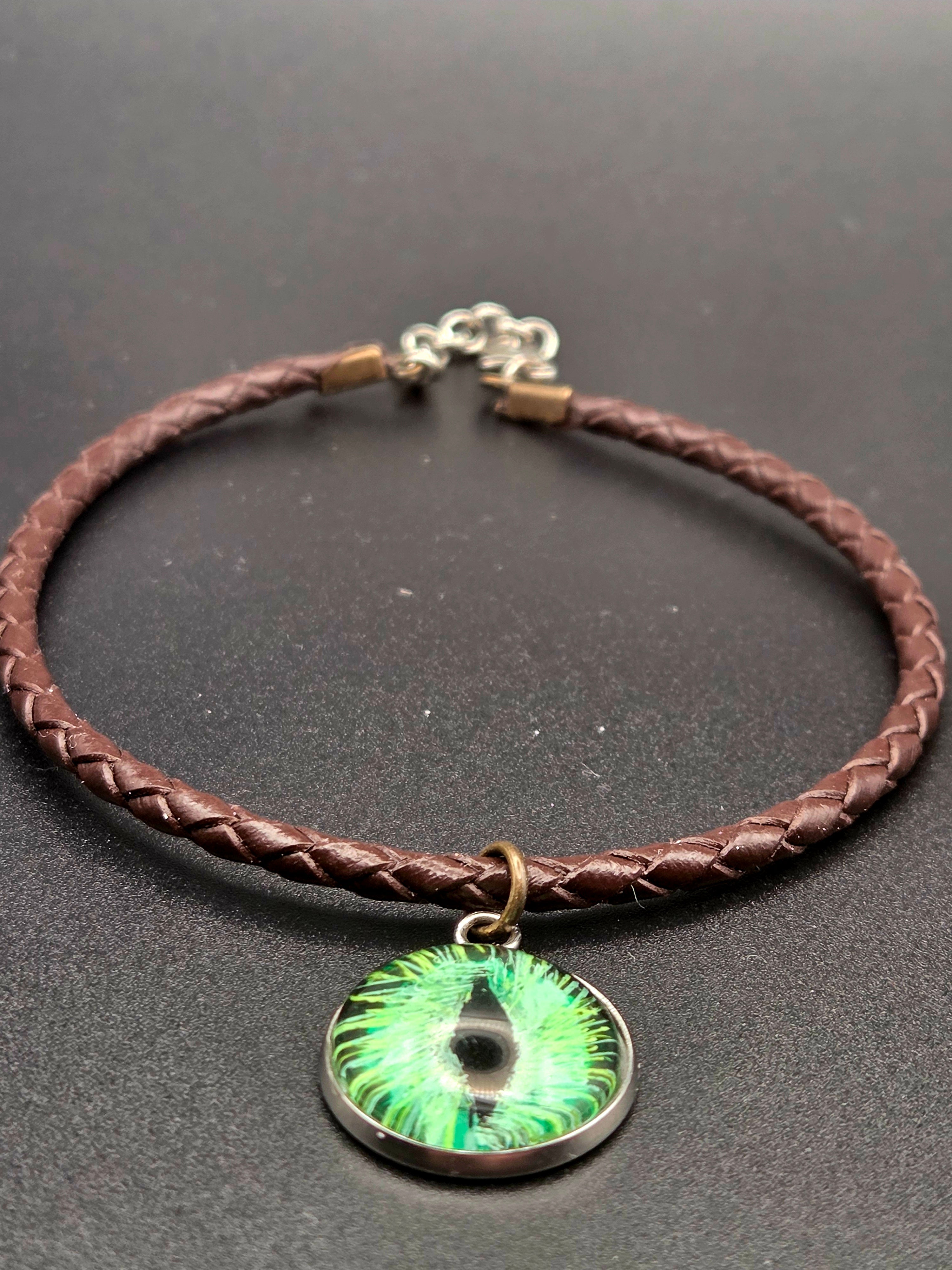 Green dragon eye bracelet