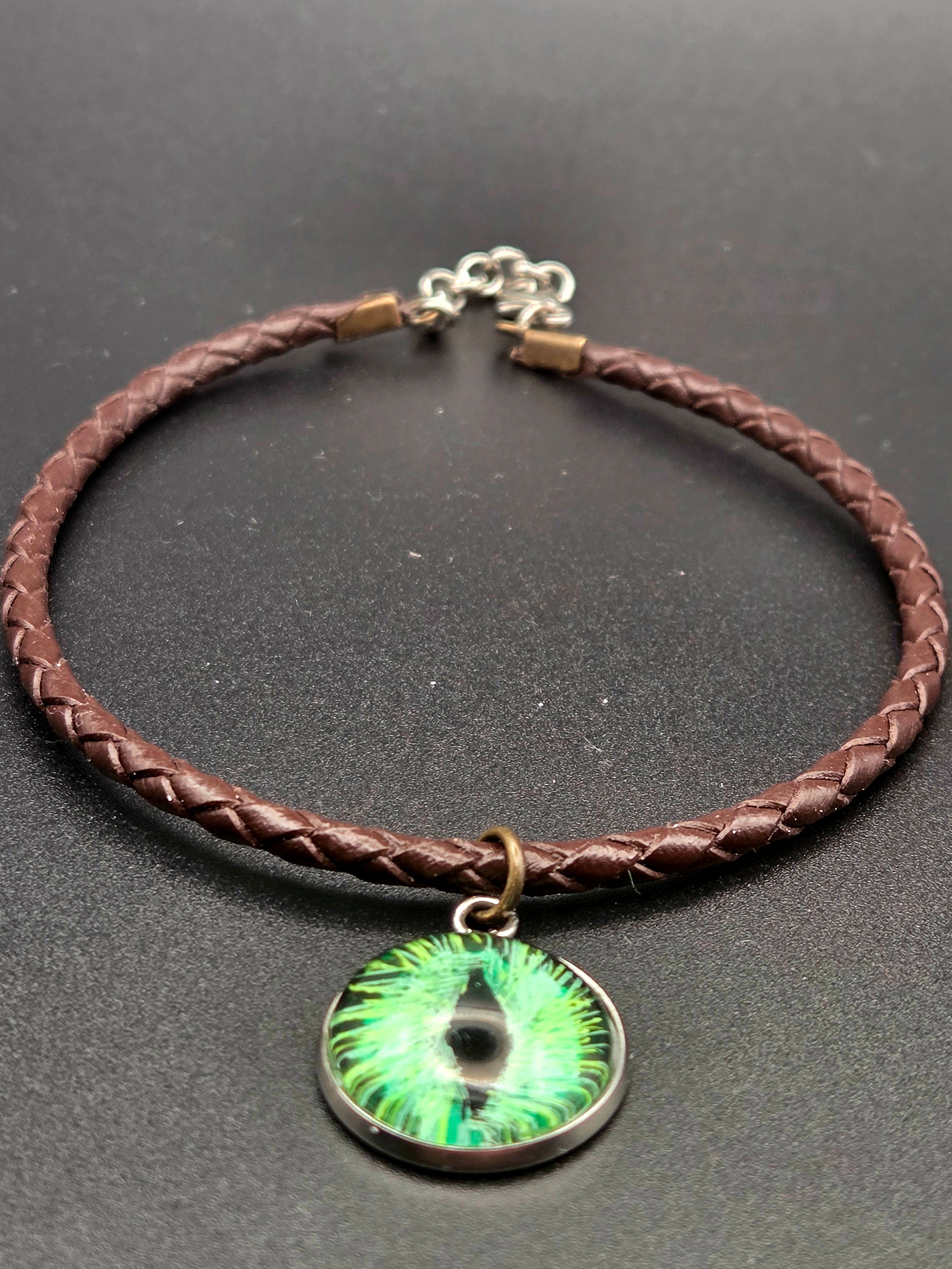 Green dragon eye bracelet